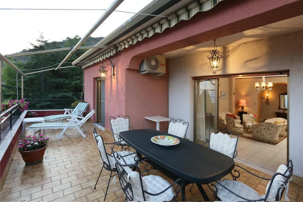 Terrazza Sull'Etna Holidays Apartment Taormina Italy