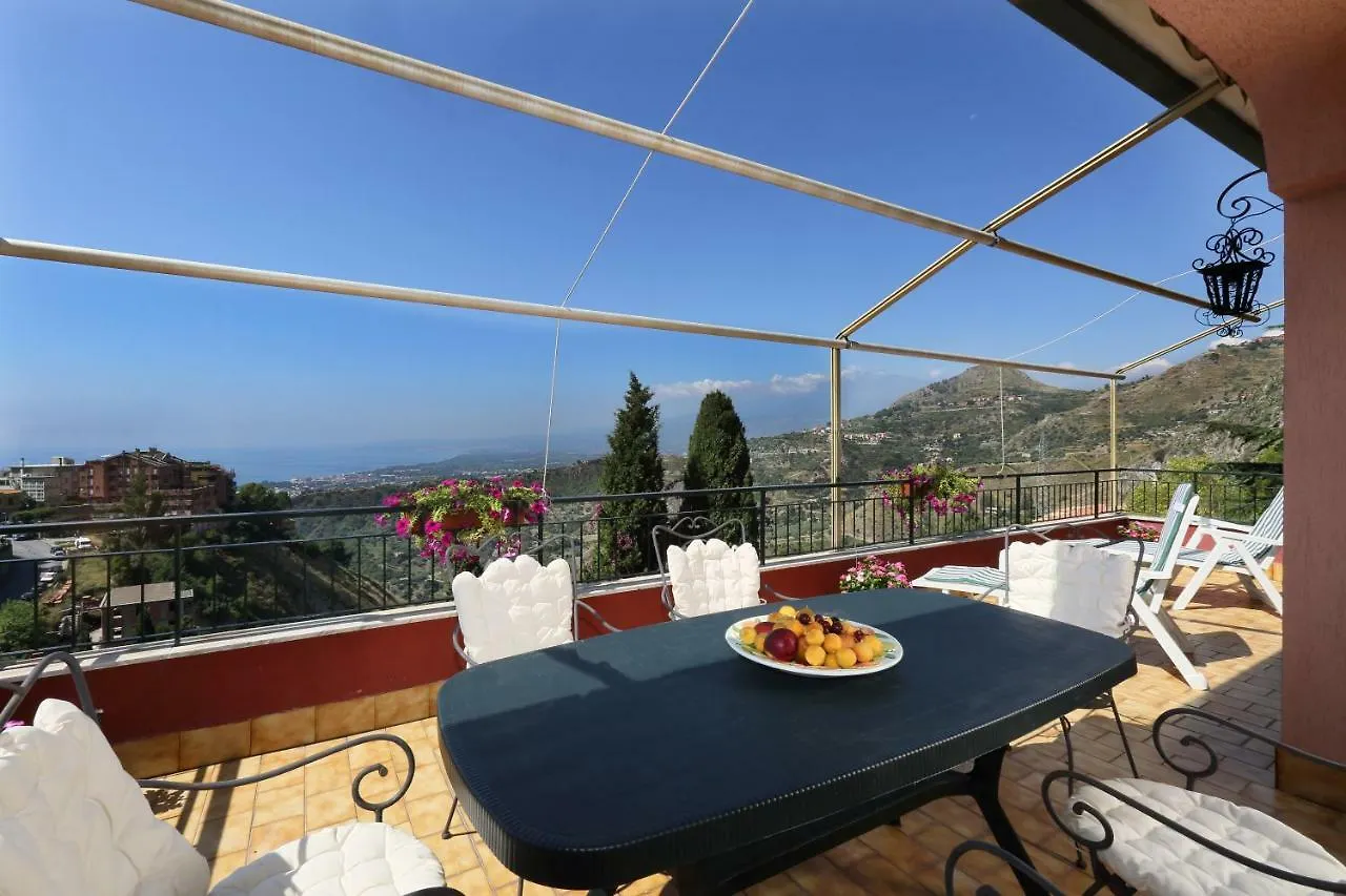 Terrazza Sull'Etna Holidays Apartment Taormina